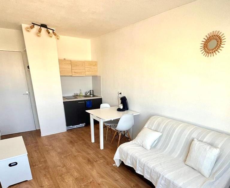 Appartement Tout Equipe A 6 Minutes De La Gare St Charles Marselha Exterior foto