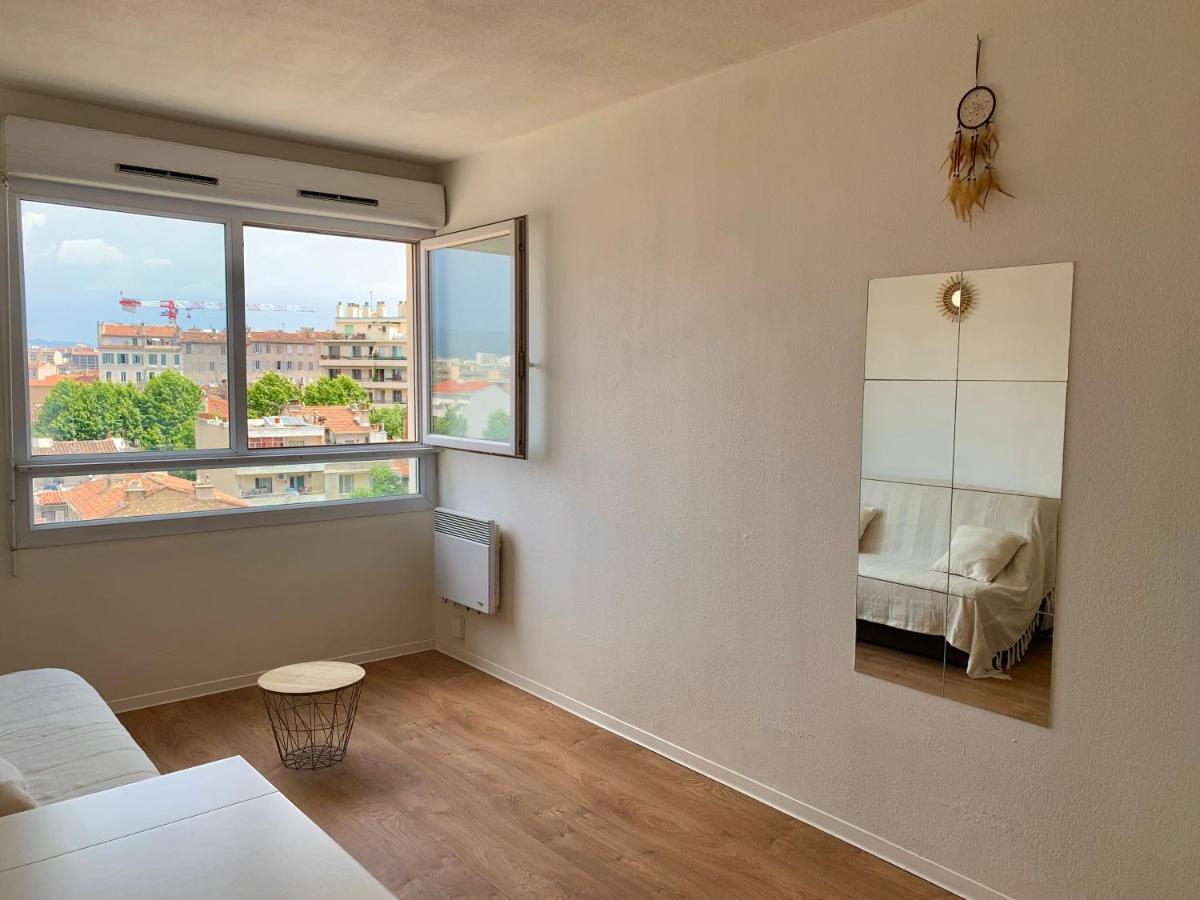 Appartement Tout Equipe A 6 Minutes De La Gare St Charles Marselha Exterior foto